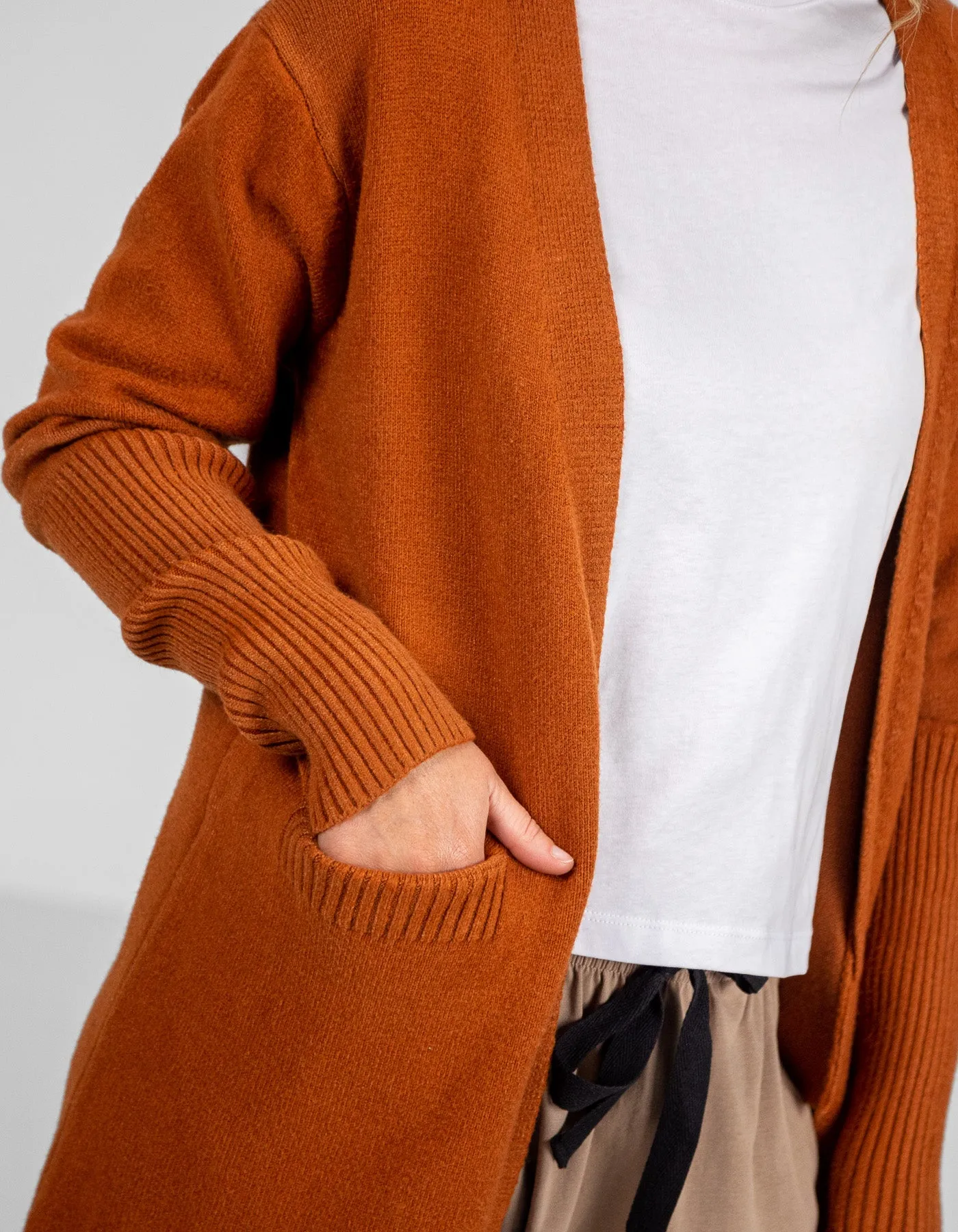 Chelsea Edge to Edge Cardigan with Pockets in Rust