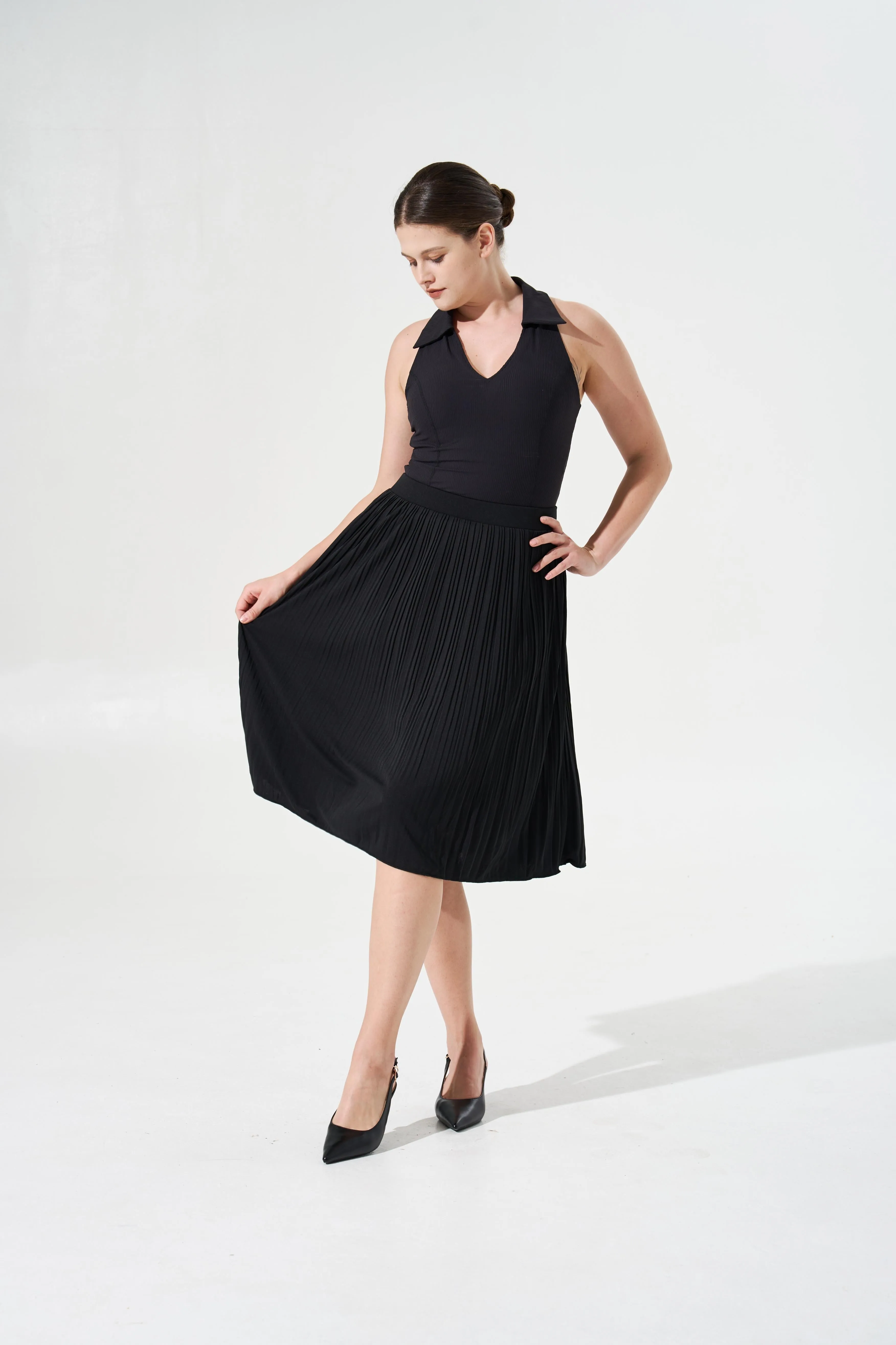 Tangs Display - Cooling & Stretchable Swirl Pleated Skirt